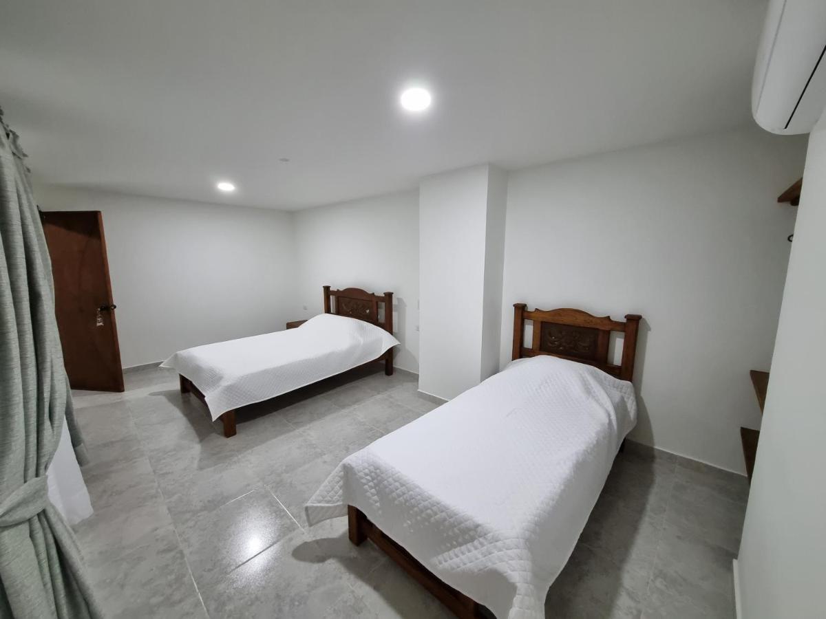 Hotel Antonella Plaza Pinchote Exterior photo